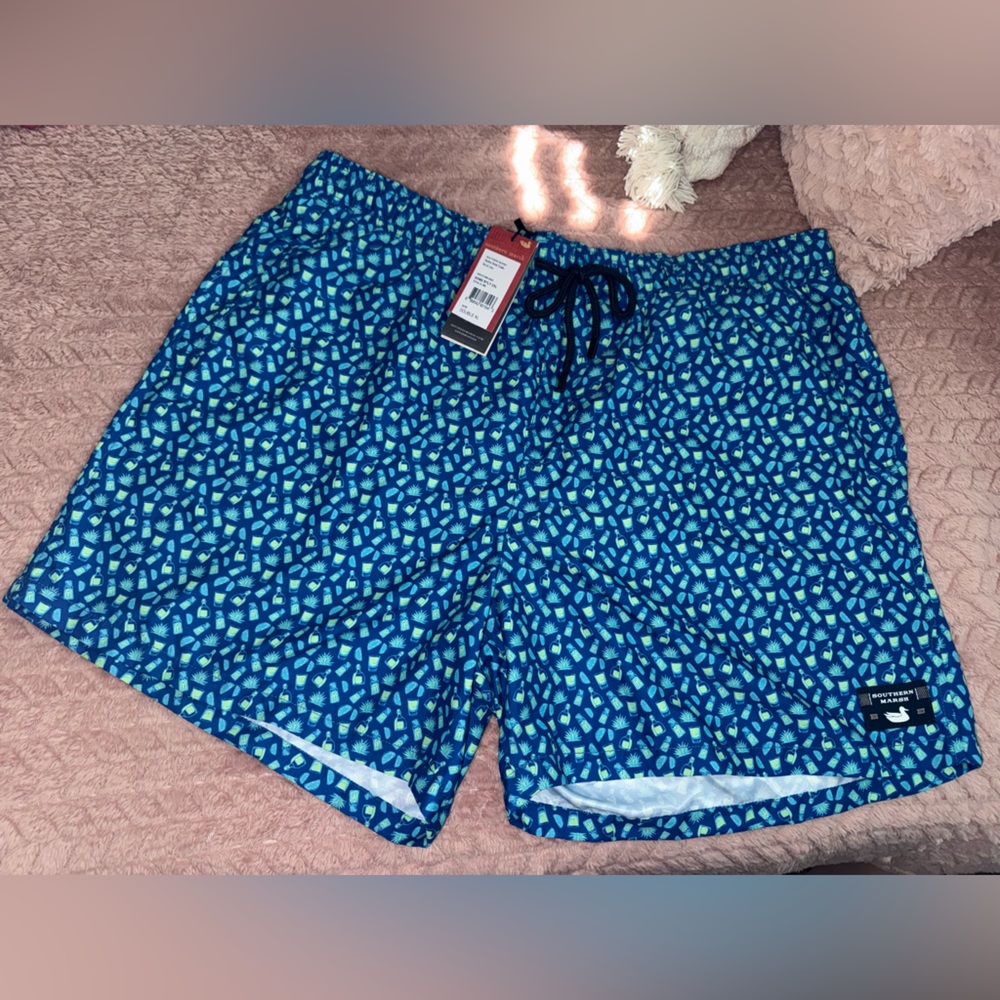 Men’s Southern Marsh Harbor Swim Trunk